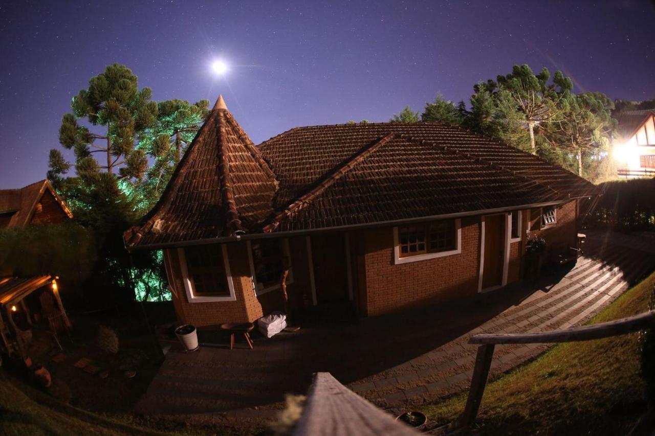 Chale Belga Em Condominio - 1,2 Km Do Centro Turistico Capivari Campos do Jordão Exterior foto